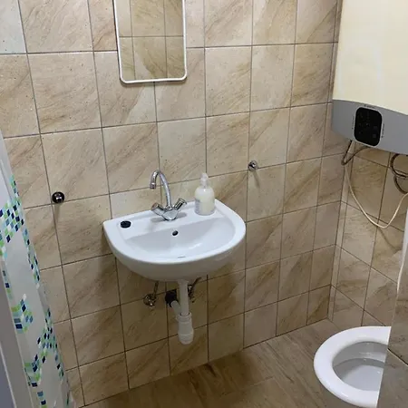 Sajo Vendeghaz Apartment *
